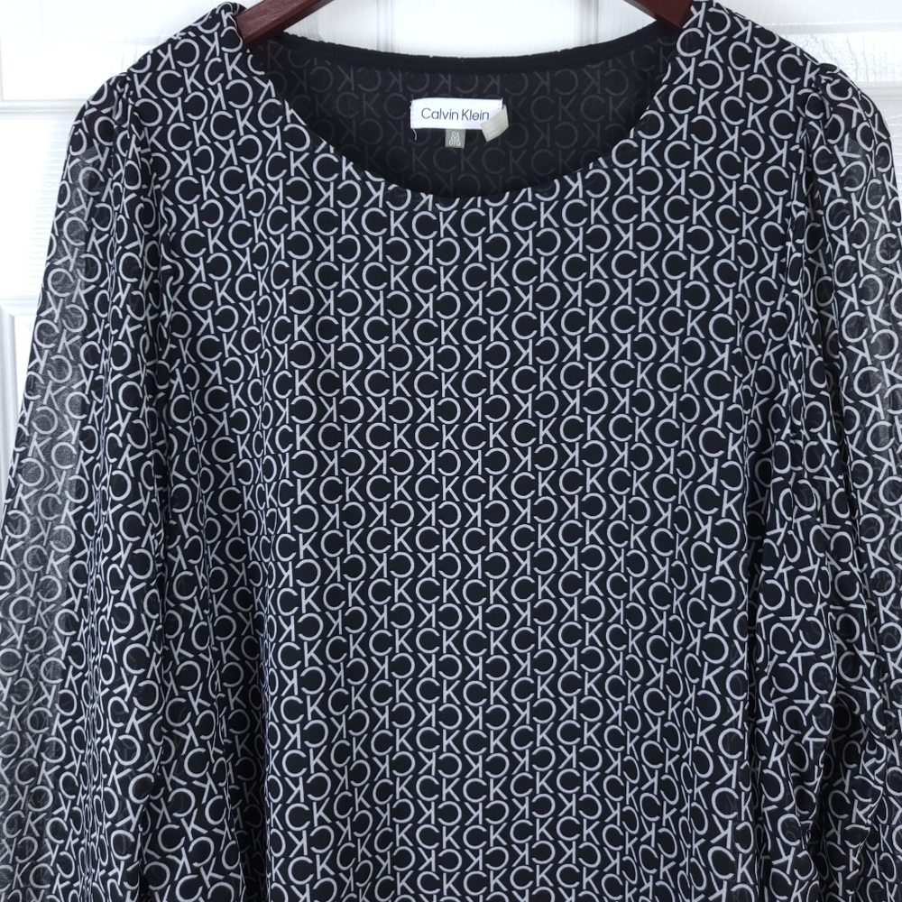 Calvin Klein Plus Size Long Sleeve Monogram All Over Print Blouse - Picture 3 of 7